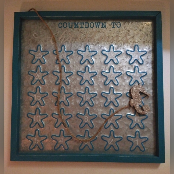 "Fancy That Seahorse" Nautical Christmas Countdown - Magnetic - NIB - Picture 5 of 6